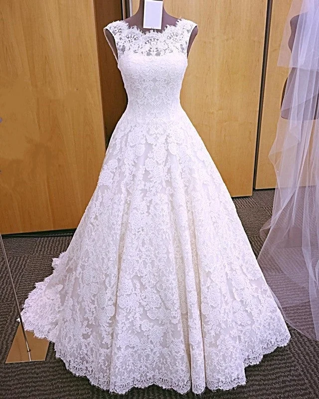 Vintage Lace Cap Sleeves Open Back Princess Wedding Dresses For Bride Sleek Wedding Dress