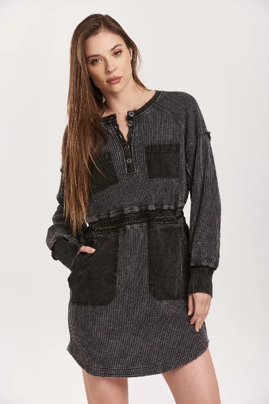 SHIRA THERMAL RAGLAN SLEEVE DRESS BLACK Lace unclassified dresses