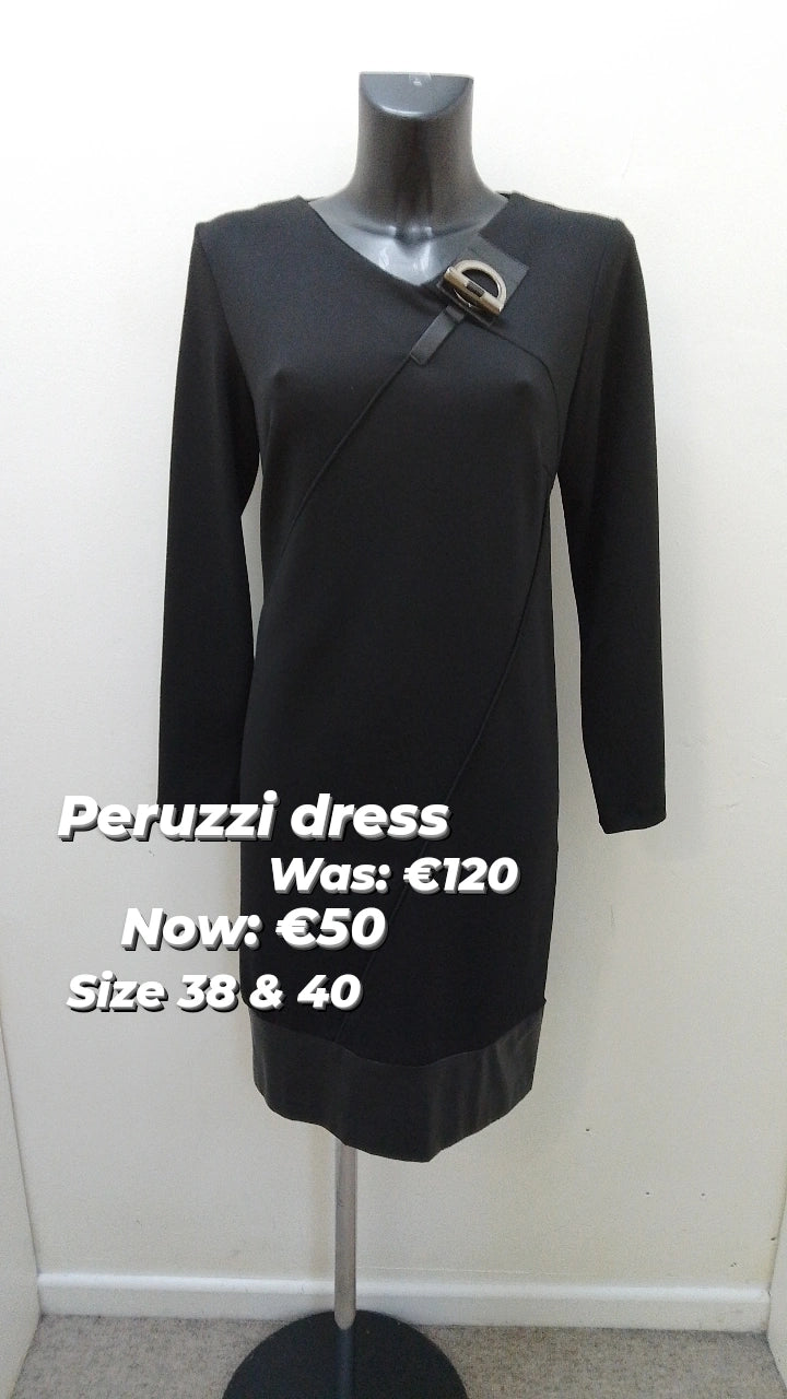 W18128- Peruzzi Buckle neckline dress Office unclassified dresses