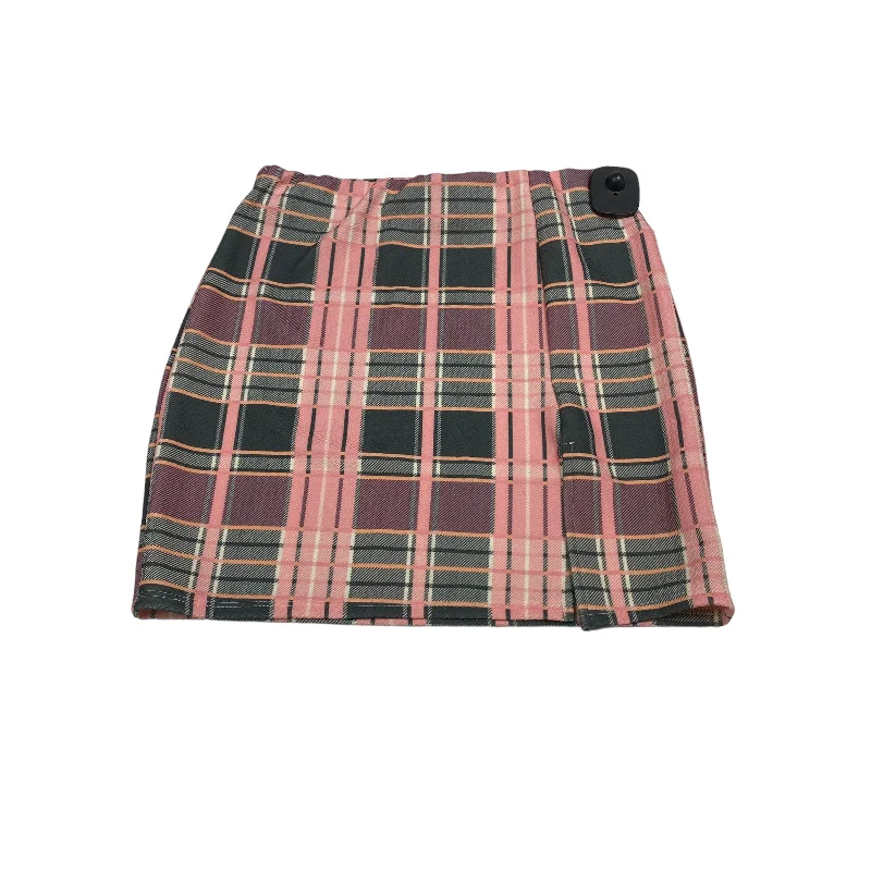 Skirt Mini & Short By Fashion Nova  Size: S Plaid Skater Skirt