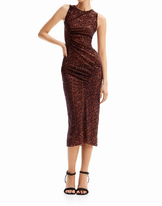 Slim Velvet Midi Dress In Maroon Cozy Midi Dress